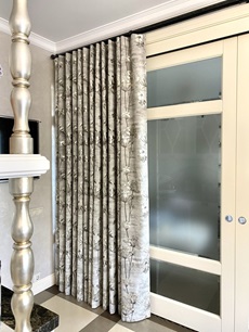
                                                                    Шторы для гостиной
                                 длинные шторы 